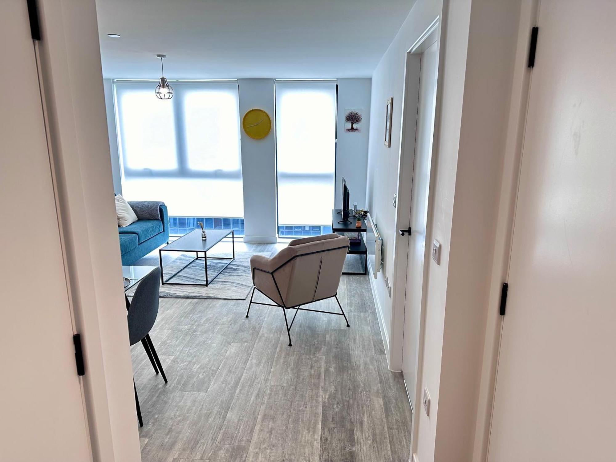 Fresh 2bed 2bath 2mins Drive To Man Utd Stadium * Mánchester